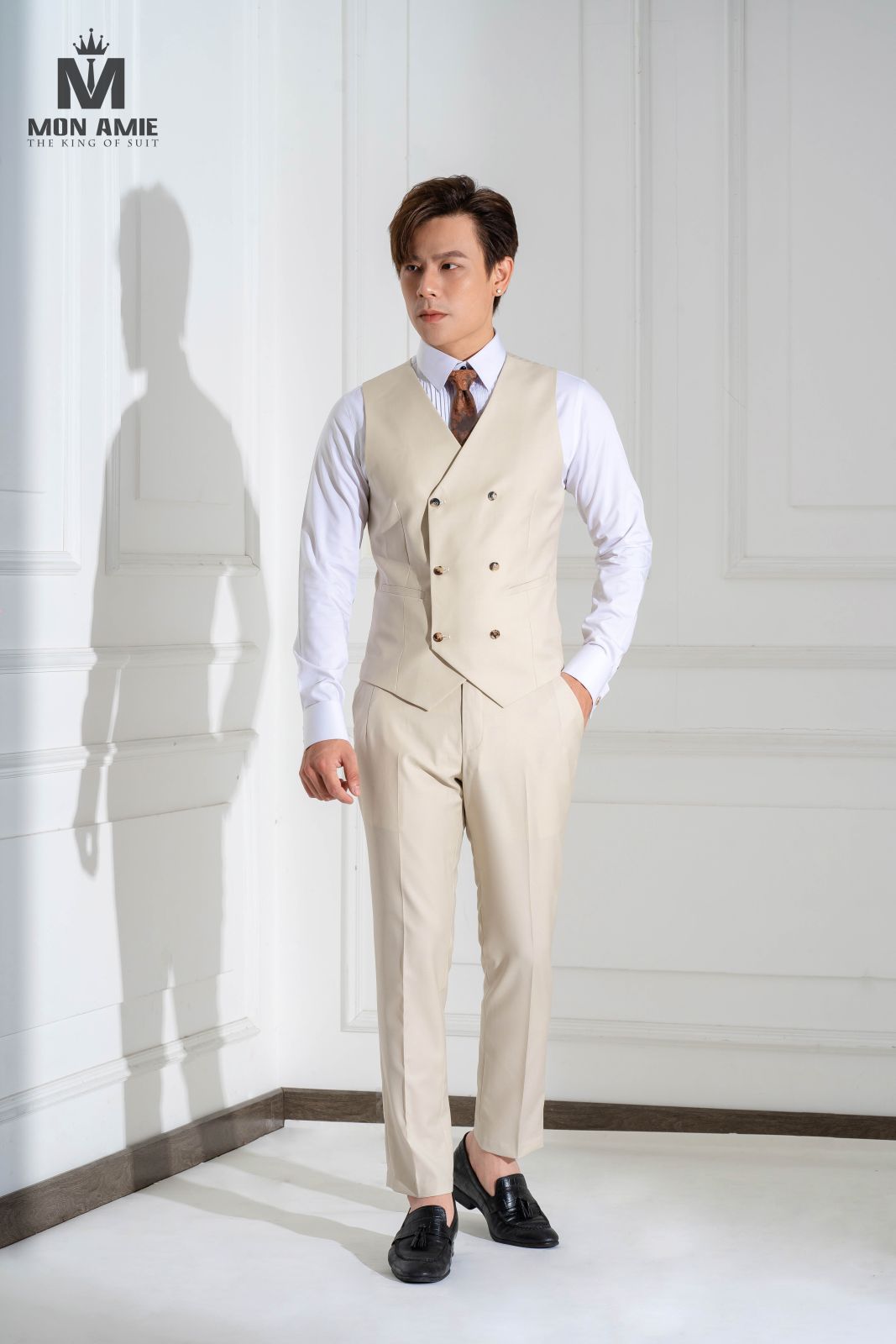 3 Pieces Cream Suit 